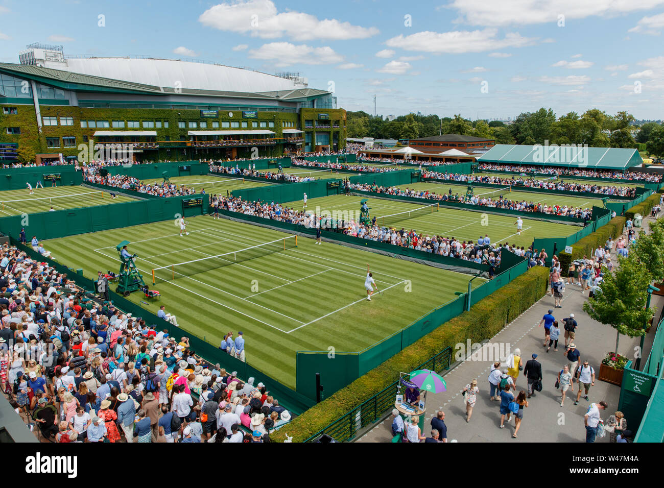 General View of Centre Court and The Wimbledon Championships 2019. Held at The All England Lawn Tennis Club, Wimbledon. Stock Photo