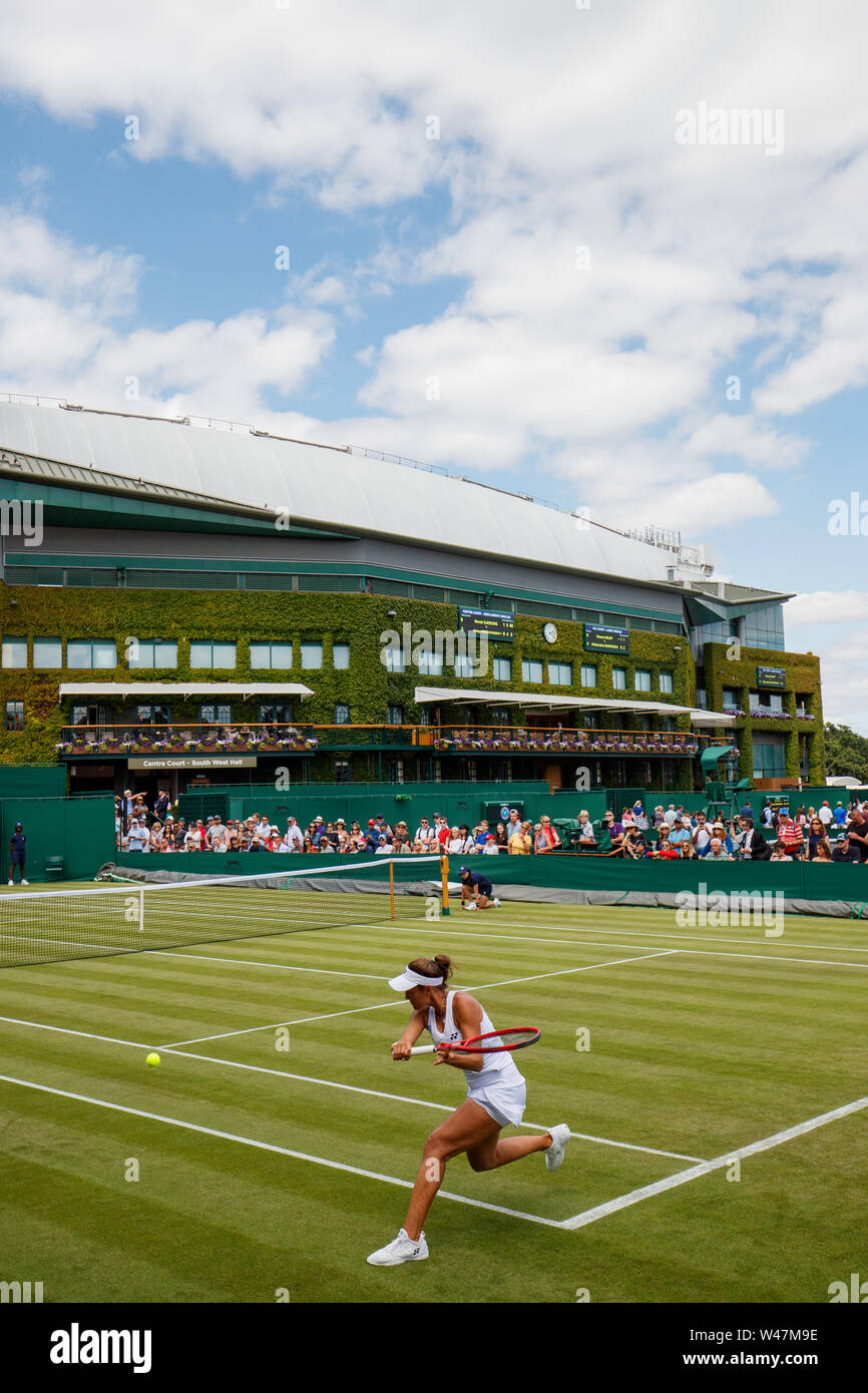 General View of Anna Karolina Schmiedlova and Monica Puig on Court 4