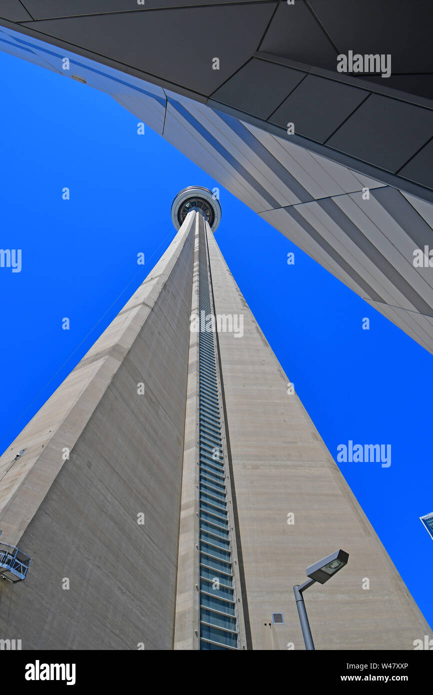 Views of the CN Tower in Toronto, Canada Stock Photo - Alamy