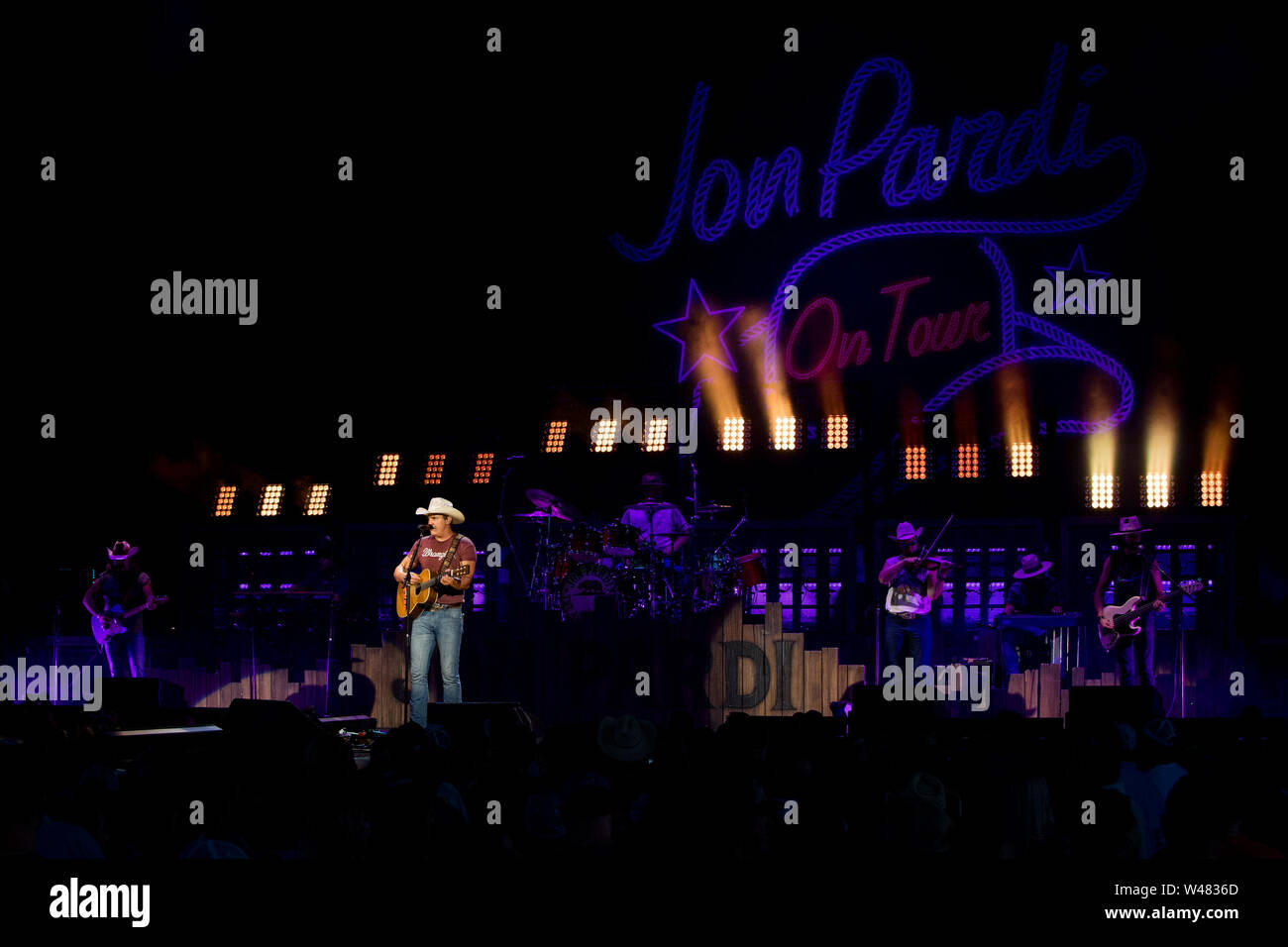 Pressroom  JON PARDI'S VIDEO FOR HIS LATEST SONG, “NIGHT SHIFT