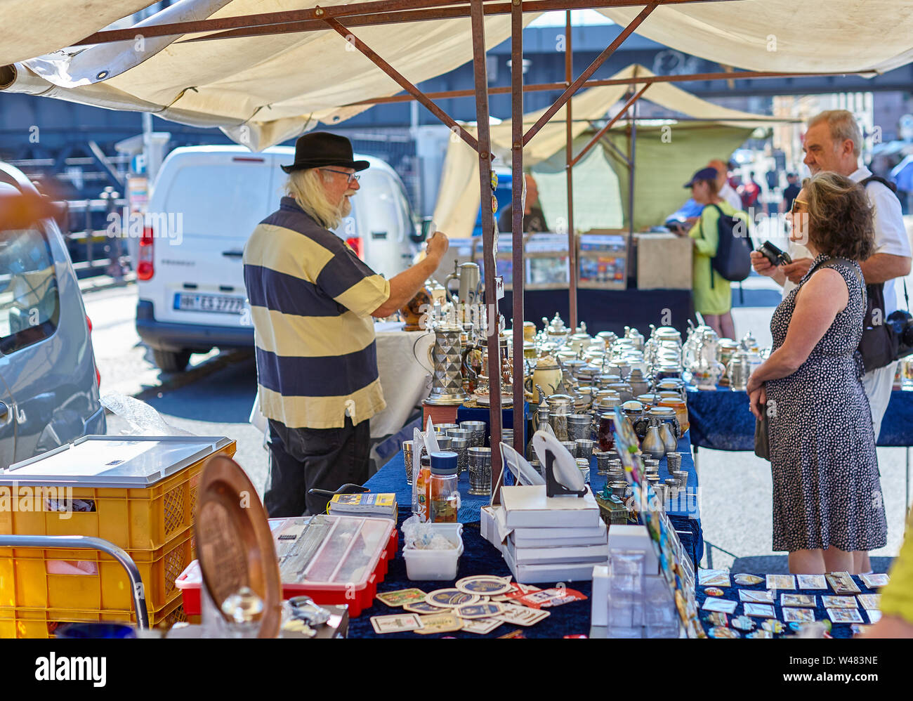 Berlin market stand Stock Photo Alamy