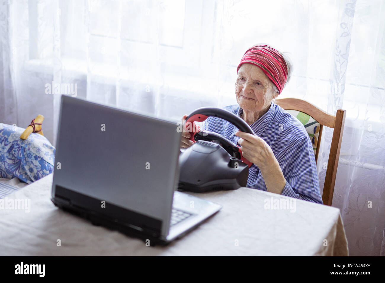 Woman racing driver hi-res stock photography and images - Alamy
