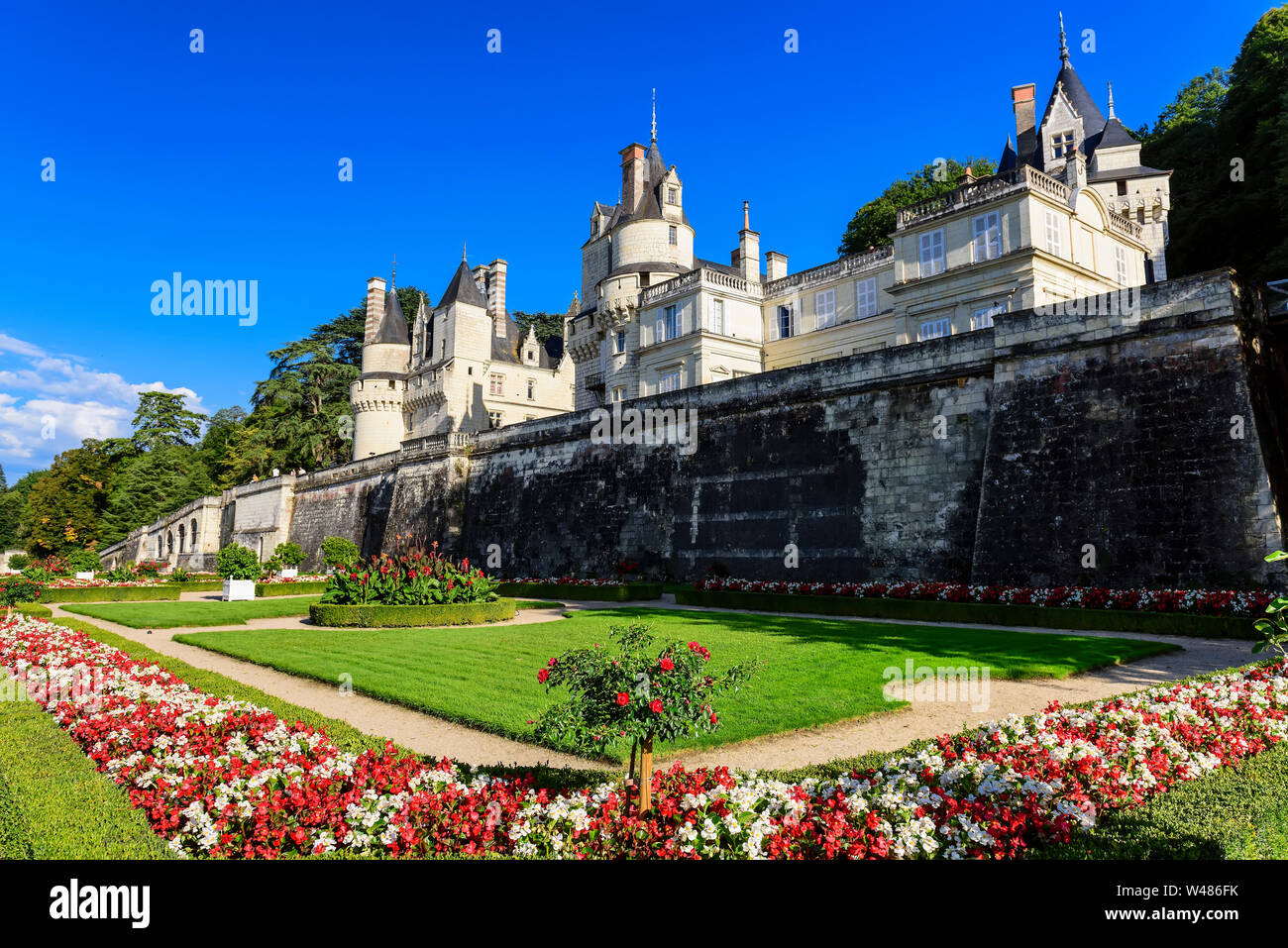 The castle Ussé (Château d'Ussé) is also known as the castle of 