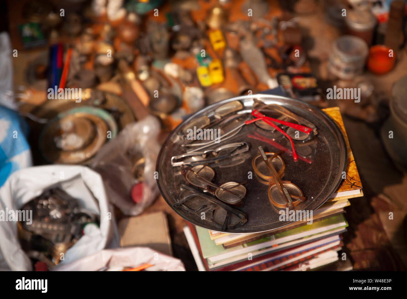 Mathurapur,India,13th January,2018:Bhanga Mela,literally means‘Broken Items Market’.Possibly India’s largest fair of old items, held every year in Jan Stock Photo