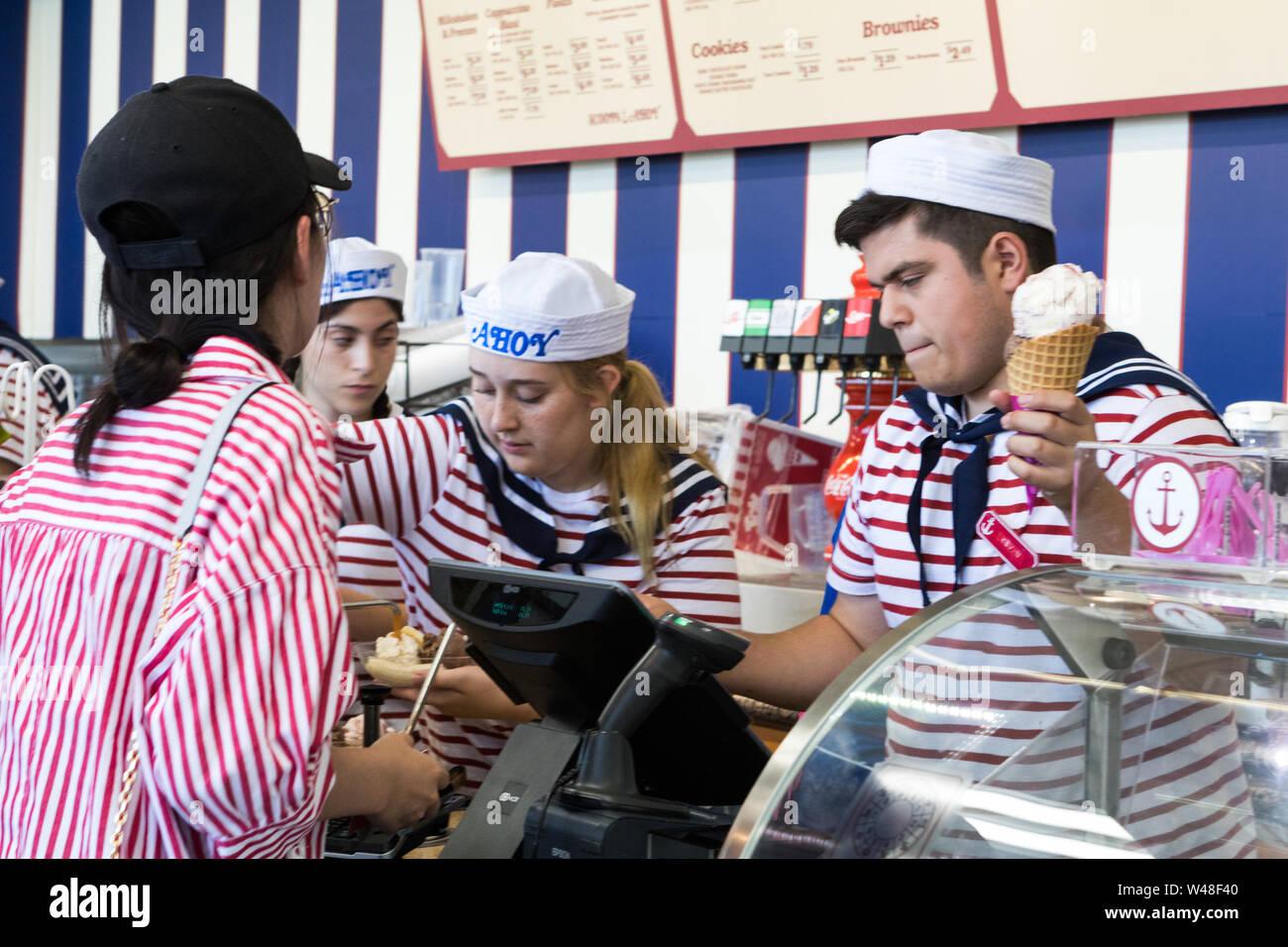 Burbank California Usa July 14 2019 Netflix Stranger Things Season 3 Scoops Ahoy Pop Up Store At Baskin Robbins On Their Last Day Stock Photo Alamy - roblox how to get the scoops ahoy hat youtube