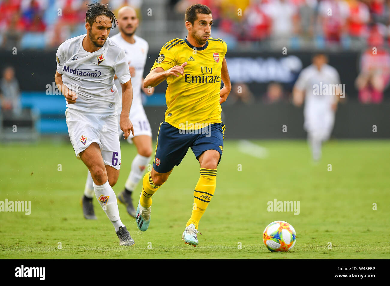 Arsenal's Henrikh Mkhitaryan Stock Photo - Alamy