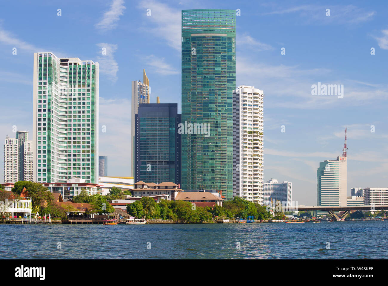 Chao phraya river skyscraper city metropolis hi-res stock photography and  images - Page 3 - Alamy