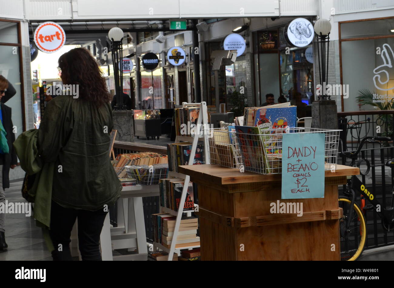 Second Hand Books for Sale in St Kevins Arcade, Auckland Stock Photo