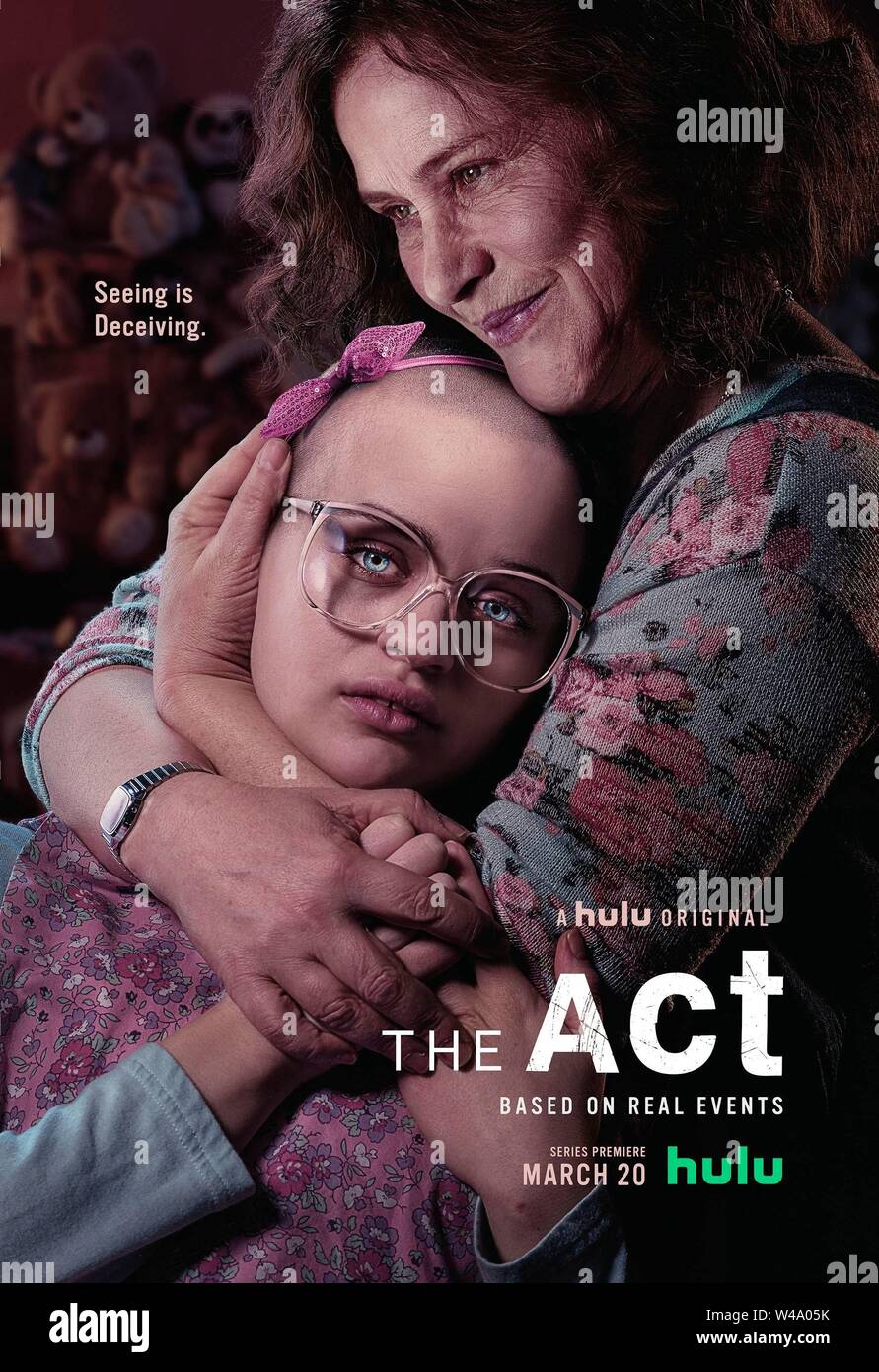 PATRICIA ARQUETTE and JOEY KING in THE ACT (2019), directed by NICK ANTOSCA. Credit: UNIVERSAL CABLE PRODUCTIONS / Album Stock Photo