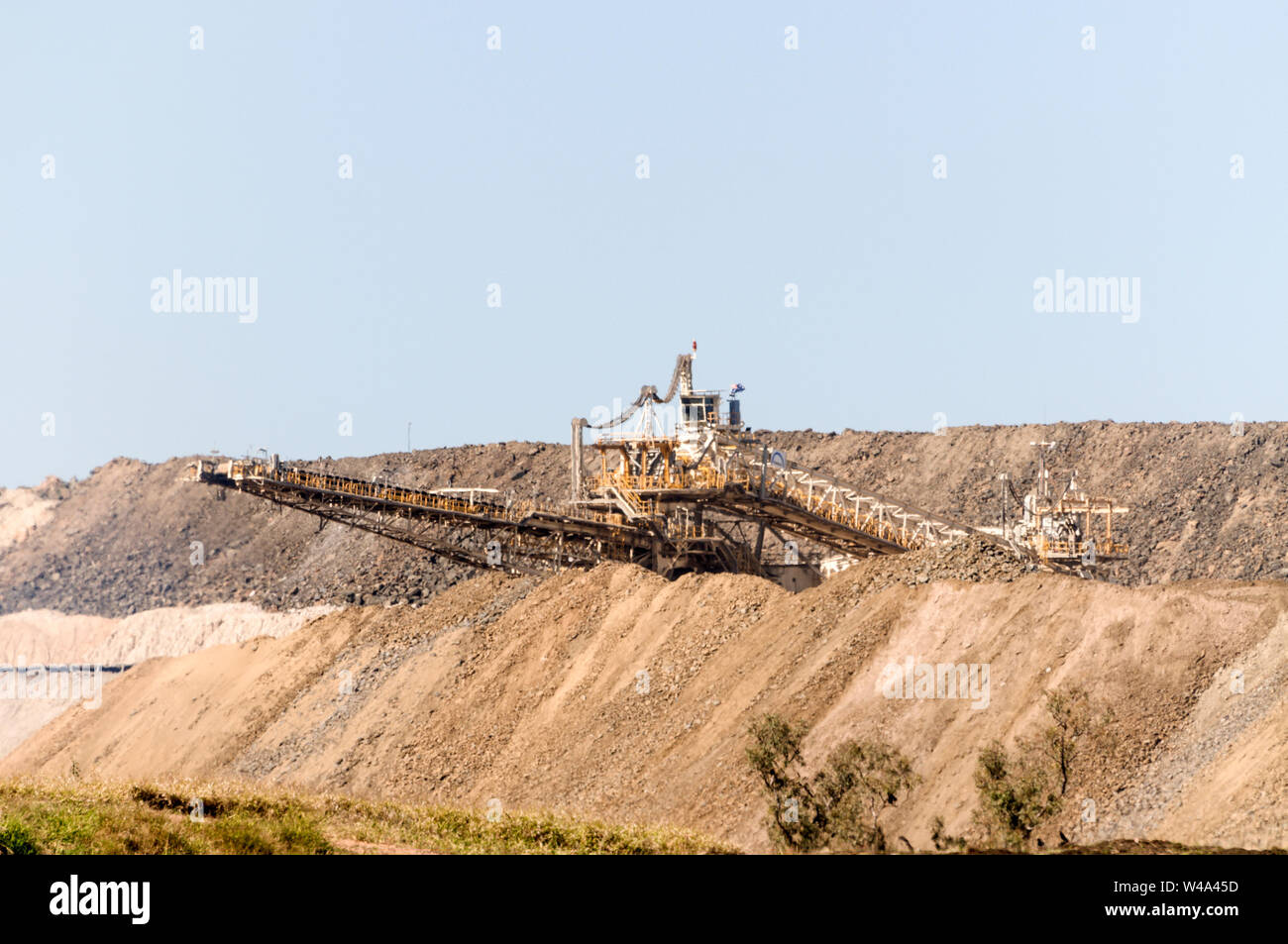 Australia coal mine machine hires stock photography and images Alamy