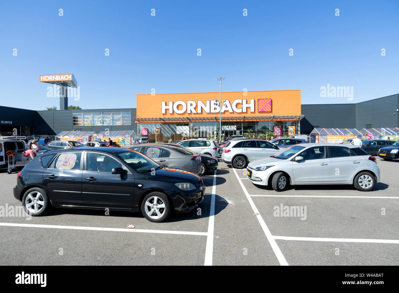 Hardware store hi-res stock photography and images - Page 3 - Alamy
