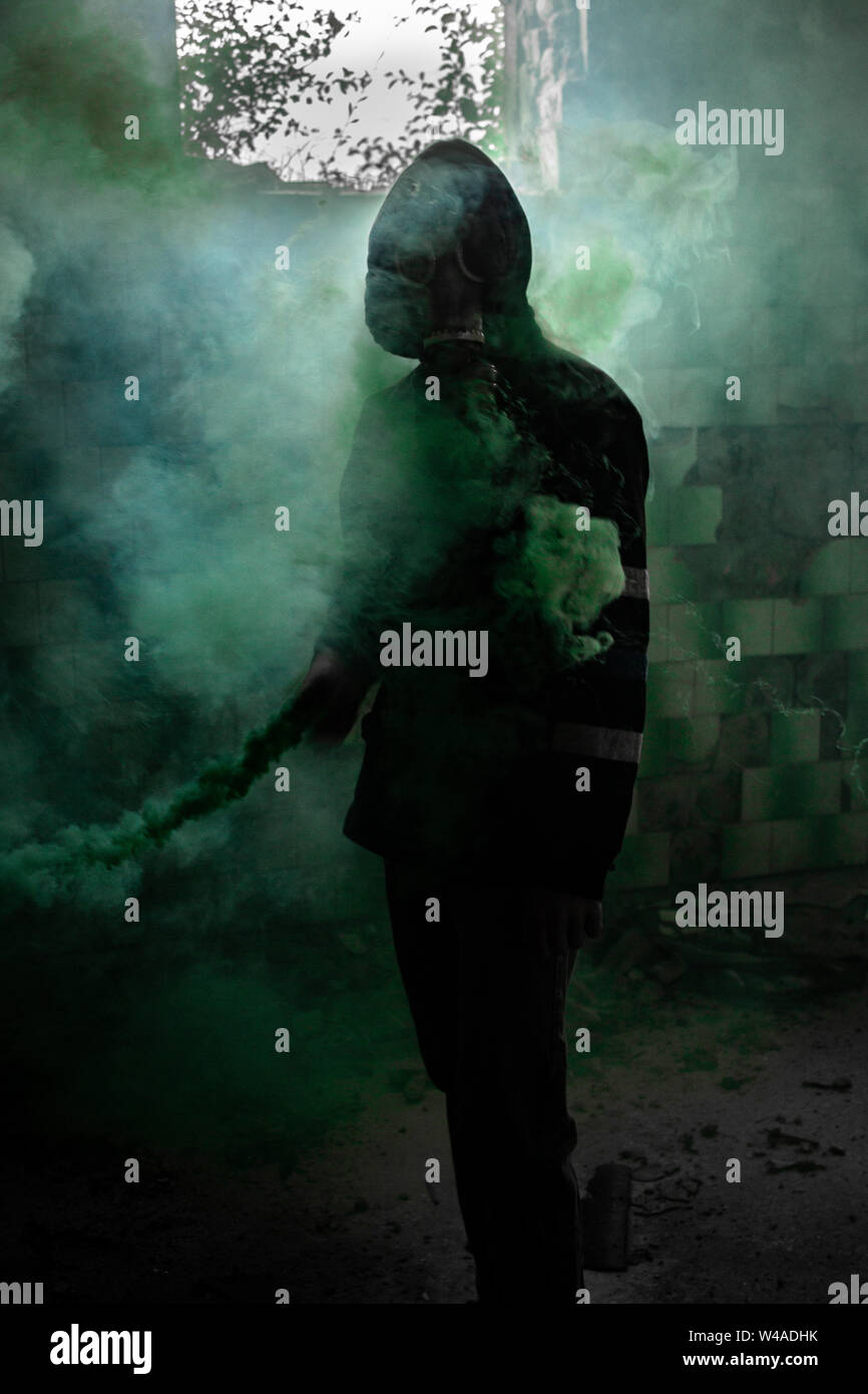 Download Smoke Mask High Resolution Stock Photography And Images Alamy Yellowimages Mockups