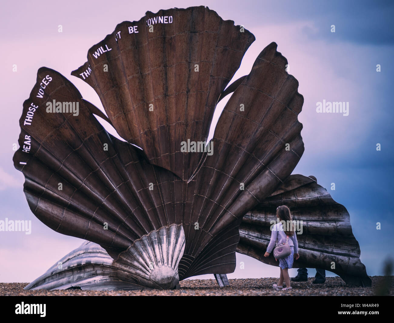 Maggi Hambling's scallop shell sculpture on the beach at Aldeburgh, Suffolk Stock Photo