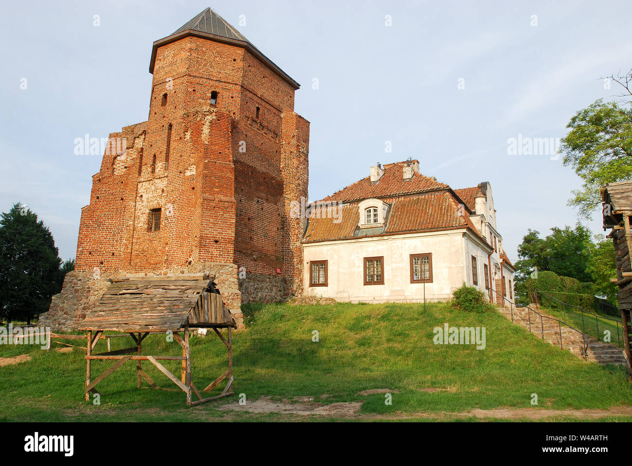 Gothic ducal castle built by the Masovian princes in XV century in Liw, Poland. July 6th 2019 © Wojciech Strozyk / Alamy Stock Photo Stock Photo