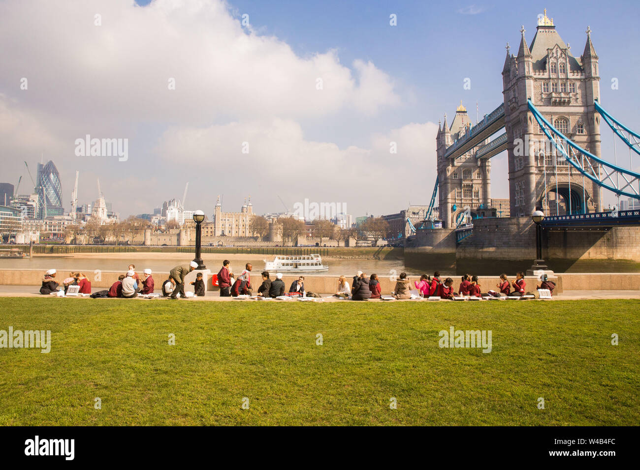 Tower Bridge and Potters Fields Park Stock Photo Alamy