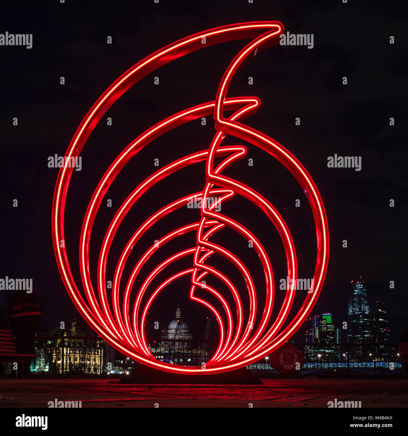 Vodafone unlimited data hi-res stock photography and images - Alamy