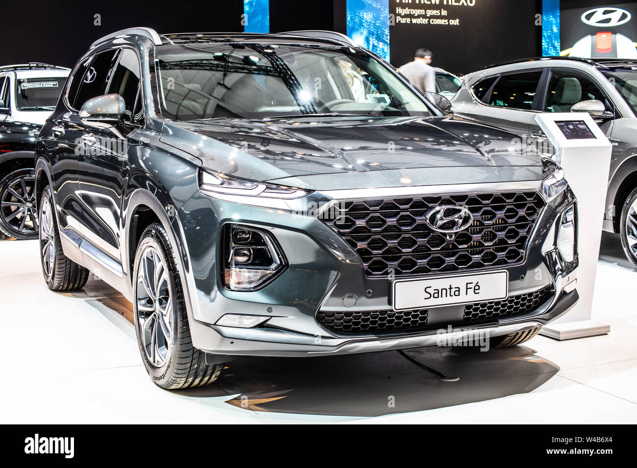Hyundai car company hi-res stock photography and images - Page 4 - Alamy