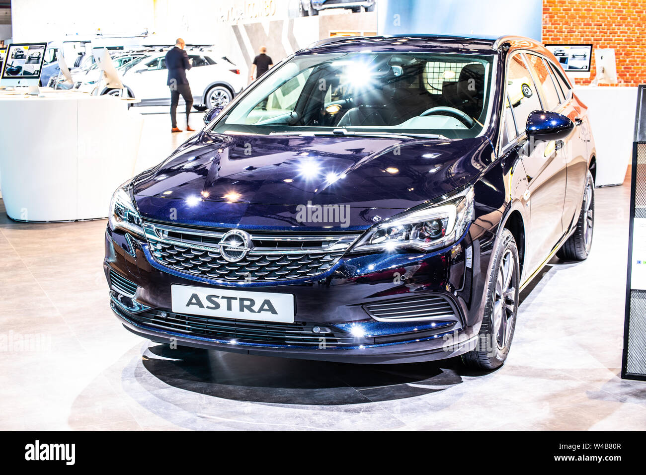Brussels, Jan 2019: OPEL ASTRA SPORTS TOURER, Brussels Motor Show, 5th gen Astra  K, D2XX platform, small family car produced by Opel (PSA Group Stock Photo  - Alamy