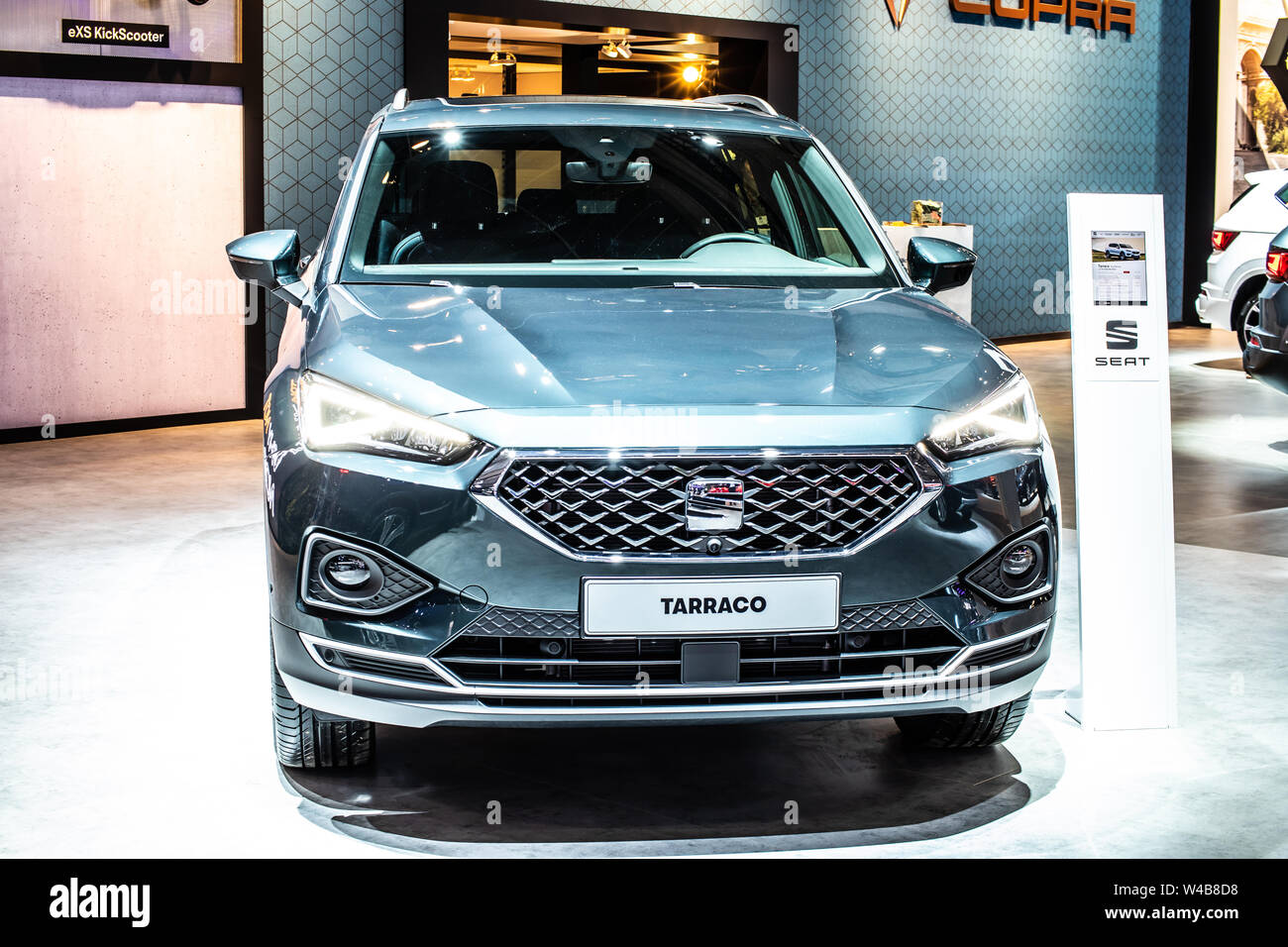 Brussels, Belgium, Jan 2019 Seat Tarraco, Brussels Motor Show, MQB-A2  Platform, mid-size crossover SUV manufactured by Spanish automaker SEAT  Stock Photo - Alamy