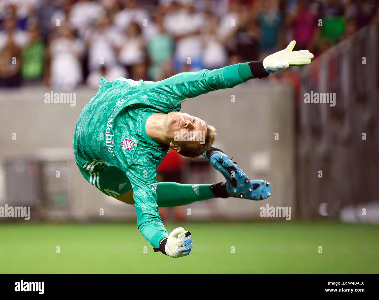 Bayern Munich Goalkeeper High Resolution Stock Photography And Images Alamy