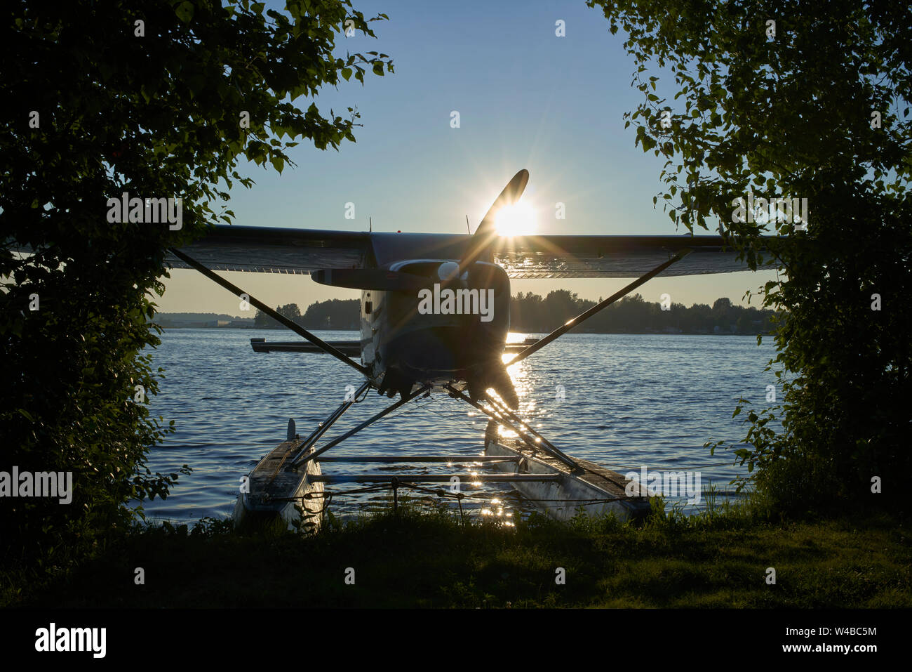 Blue Aircraft High Resolution Stock Photography and Images - Alamy