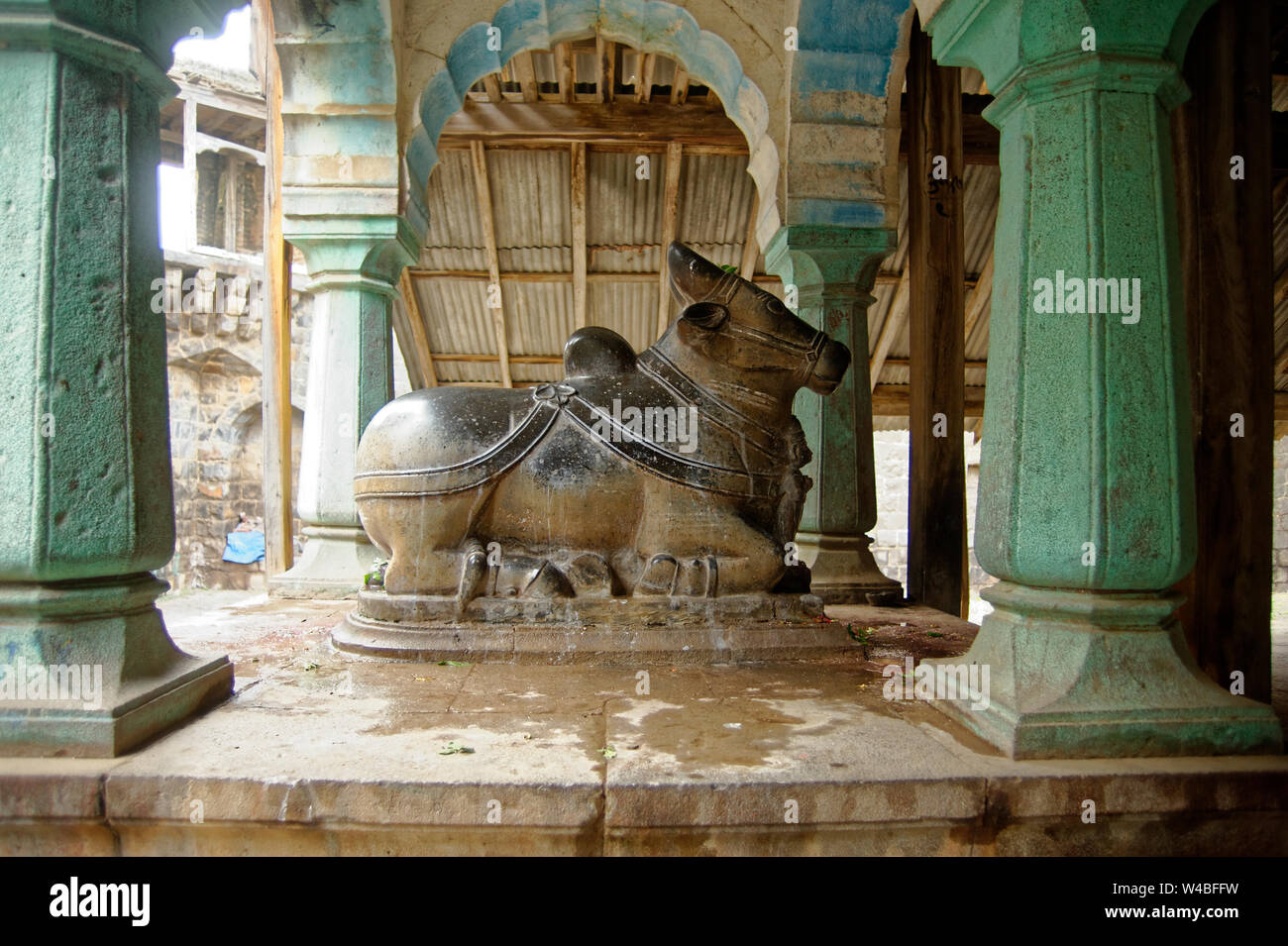 statue of nandi bull in one stone stock photo alamy https www alamy com statue of nandibull in one stone image260867821 html
