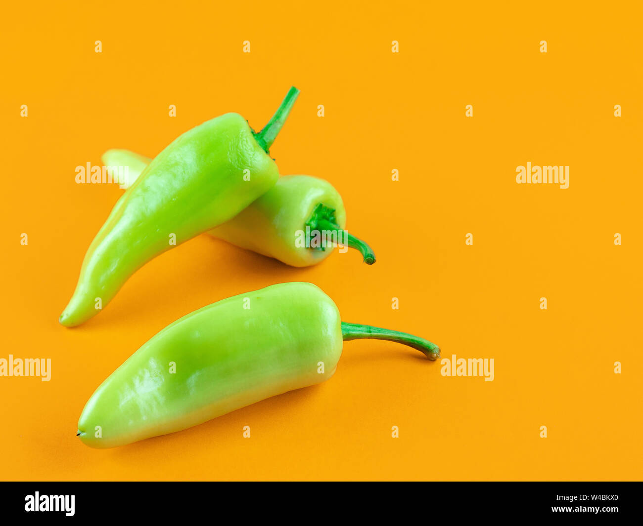 Red yellow green pepper illustration hi-res stock photography and ...