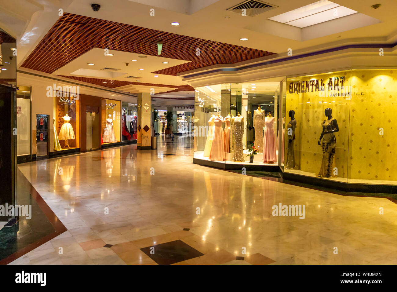 Dubai fashion show hires stock photography and images Alamy