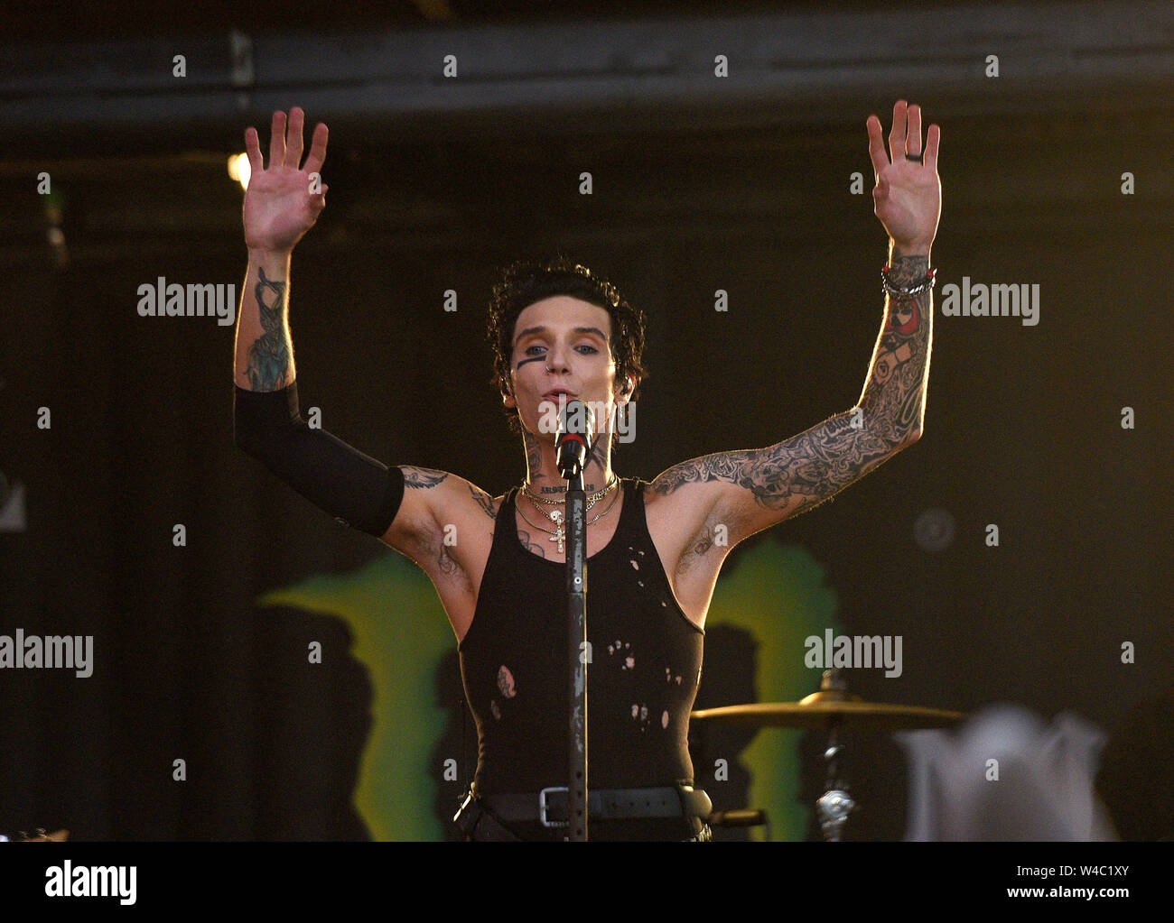 Andy black hi-res stock photography and images - Alamy, image size:1300x1023