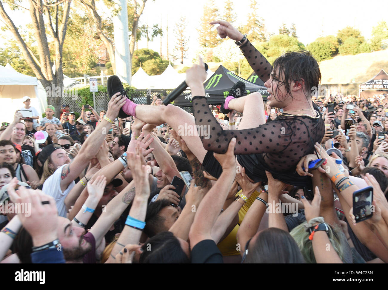 California, USA. 21st July, 2019. YUNGBLUD performs in the crowd during the  Vans Warped Tour 25th Anniversary on July 21, 2019 in Mountain View,  California. Credit: MediaPunch Inc/Alamy Live News Stock Photo - Alamy