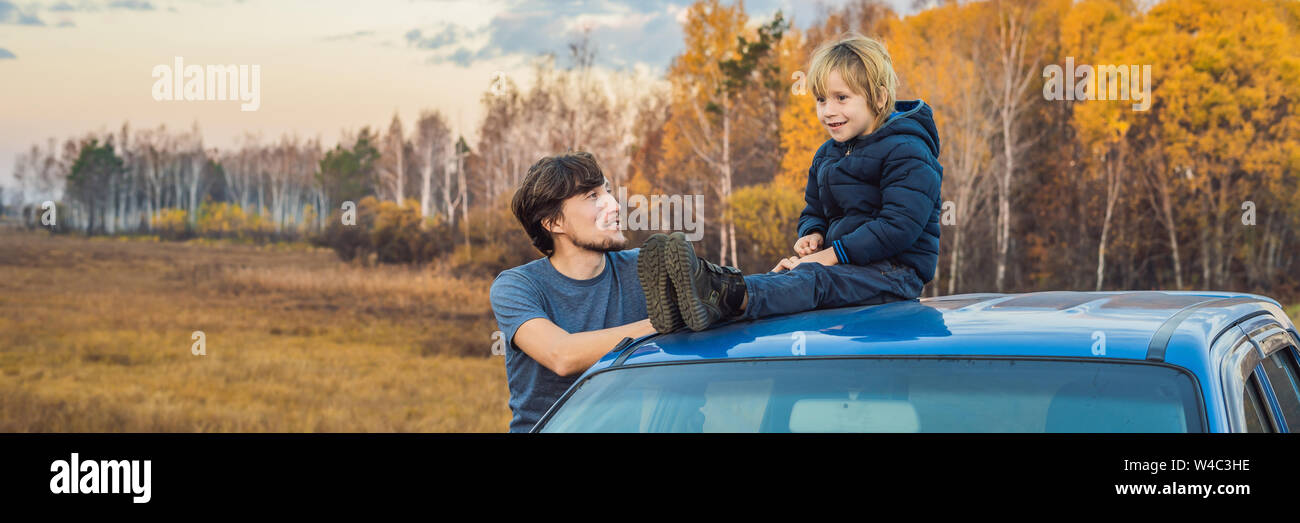 Banner Long Format Dad And Son Are Resting On The Side Of The