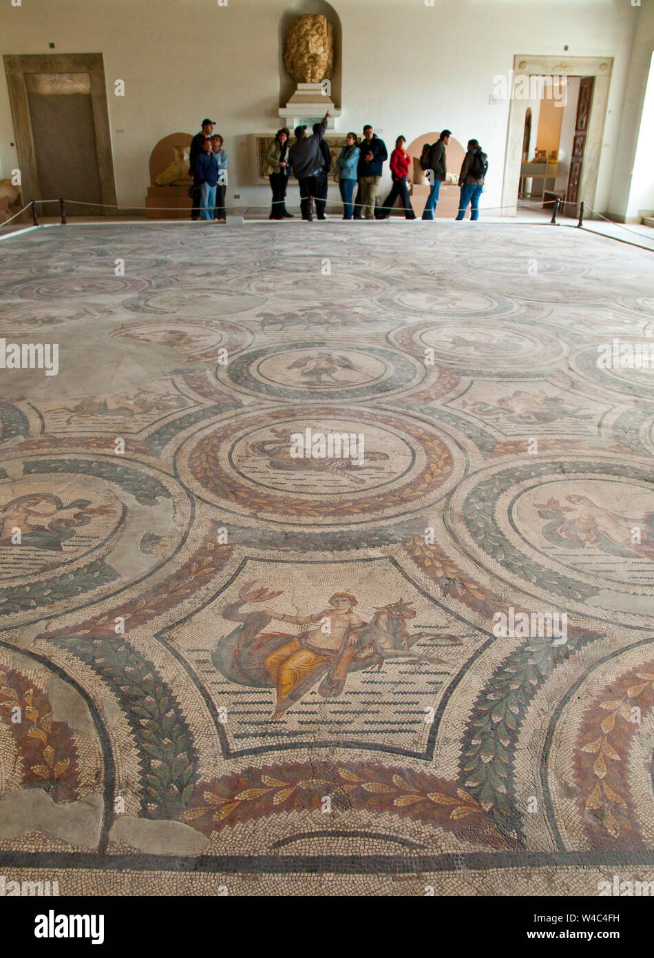Mosaico de Neptuno, el más grande de el mundo,Museo del Bardo,Barrio del Bardo, Ciudad de Tunez, Tunez, Africa Stock Photo