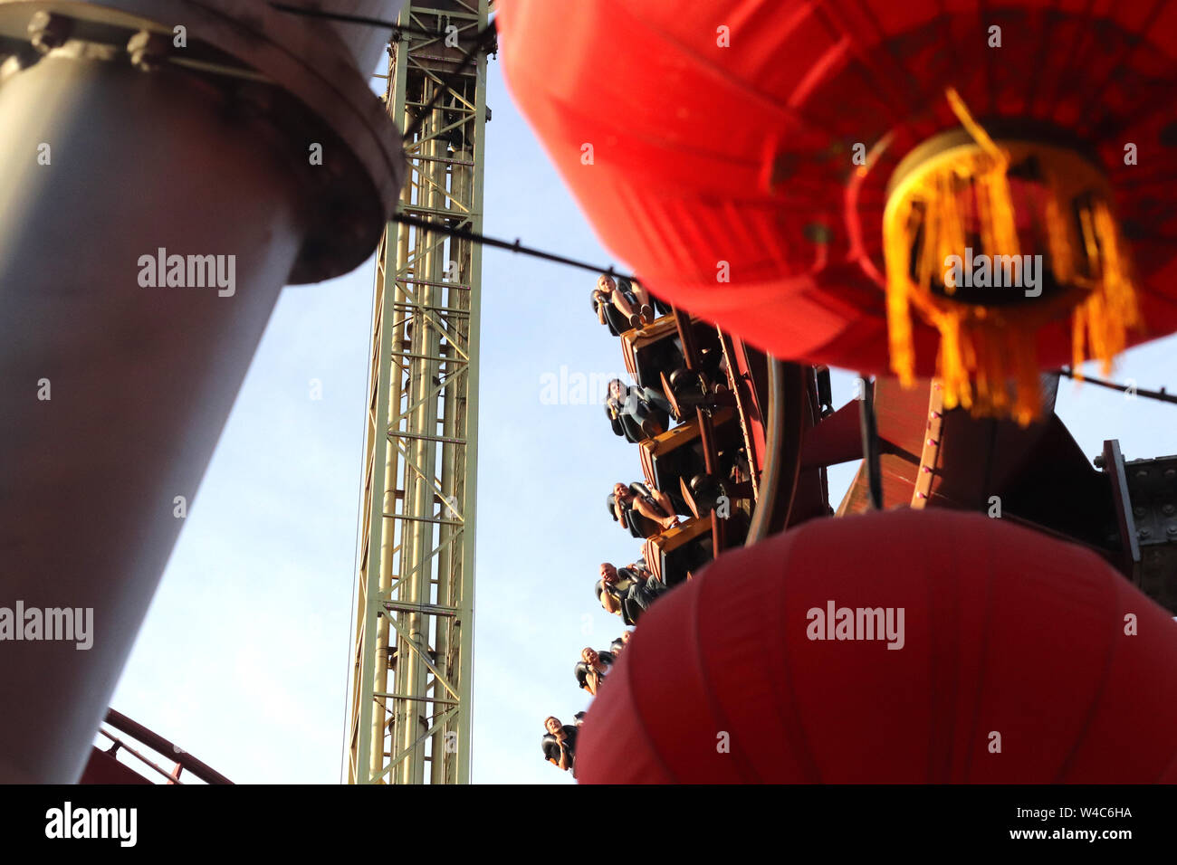 Dragon roller coaster ride hires stock photography and images Alamy