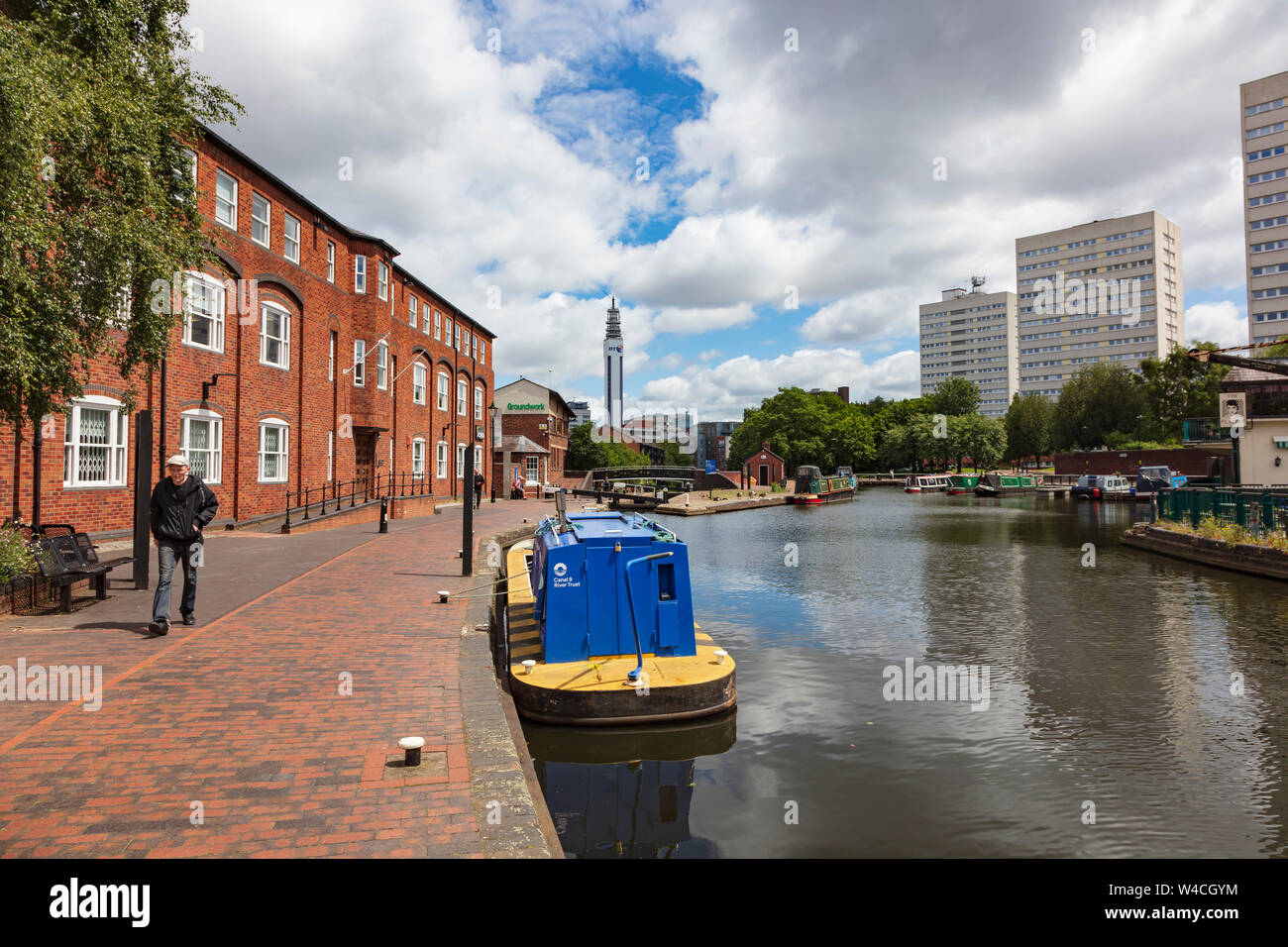 Views down the Birmingham and Fazeley canal from Tindal Bridge towards