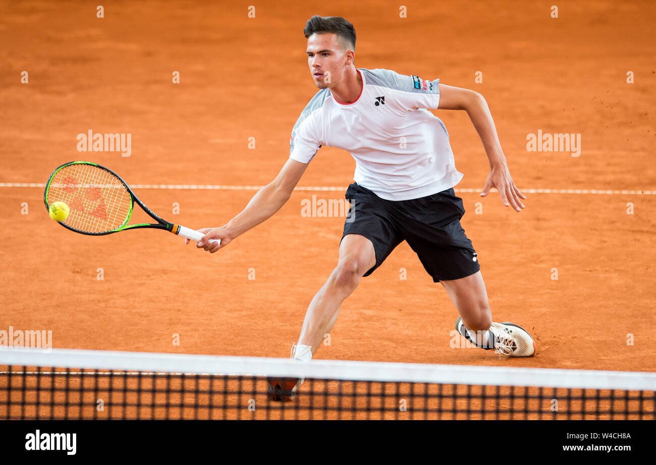 Hamburg, Germany. 22nd July, 2019. Tennis, Hamburg European Open in the  Rothenbaum Stadium: Daniel Altmaier from Germany plays against M. Klizan  from Slovakia. Credit: Daniel Bockwoldt/dpa/Alamy Live News Stock Photo -  Alamy