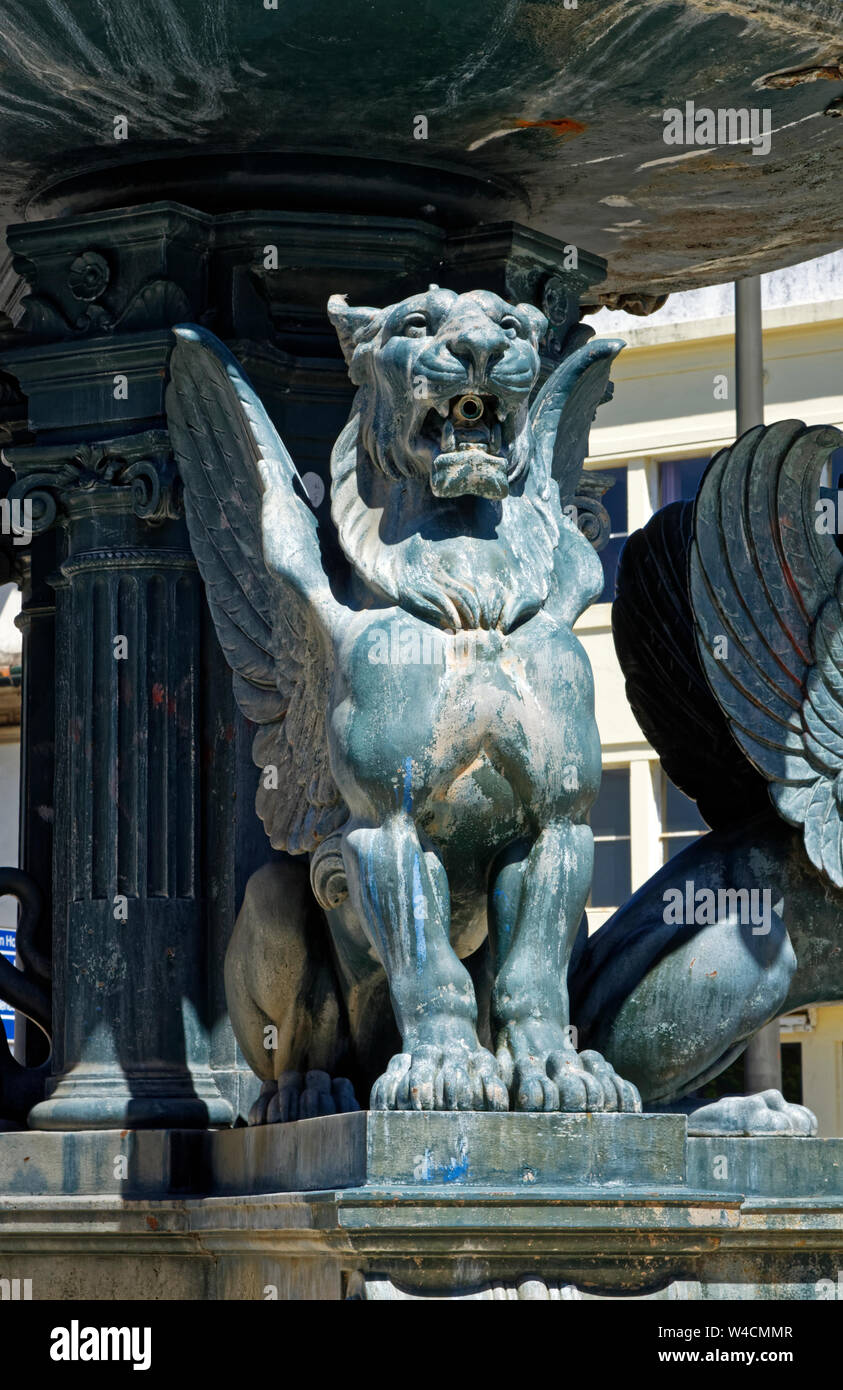 Fountain of the Lions, Fonte dos Leoes, 19 century, winged lion statue