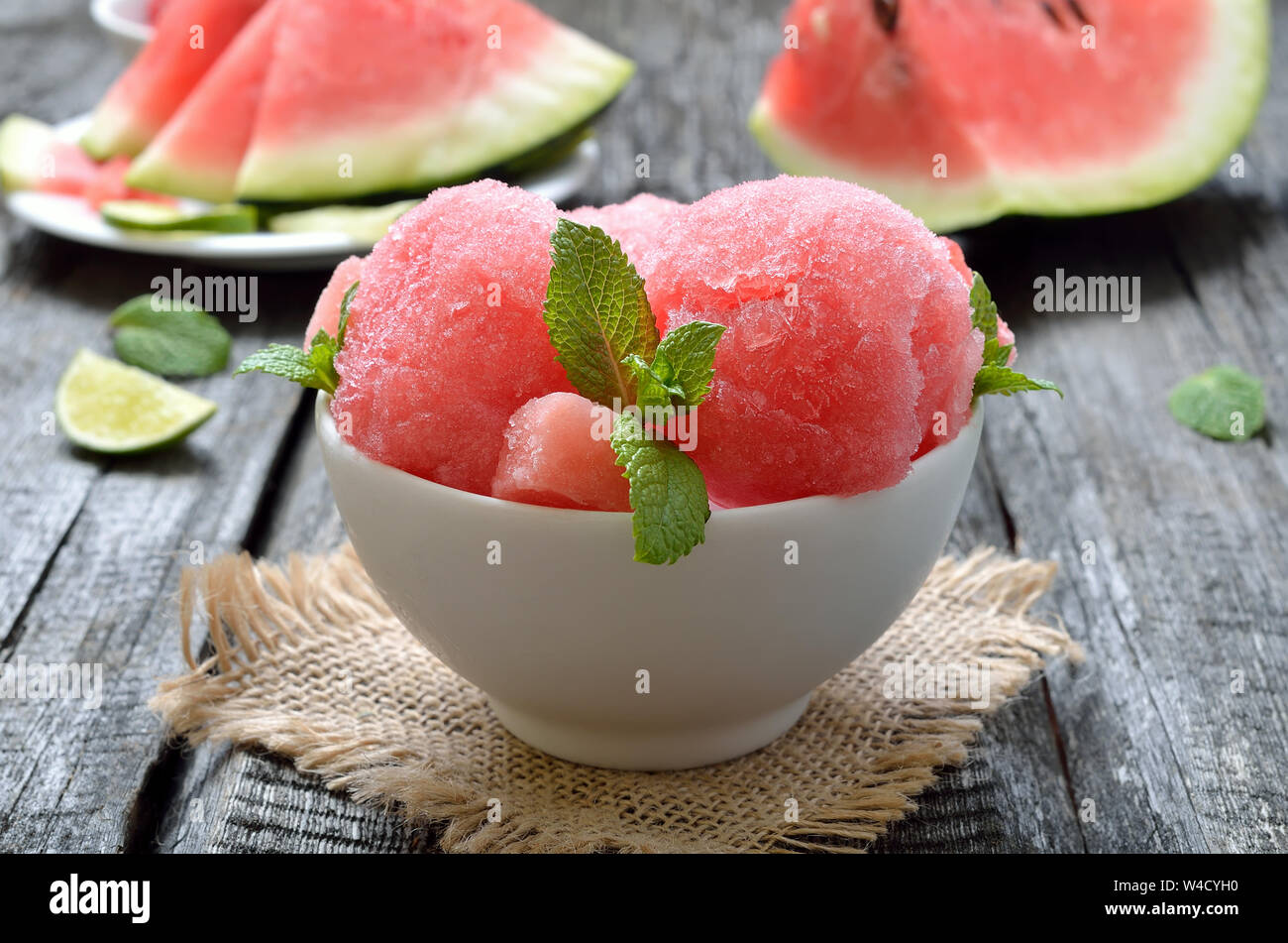 Watermelon ice hi-res stock photography and images - Alamy
