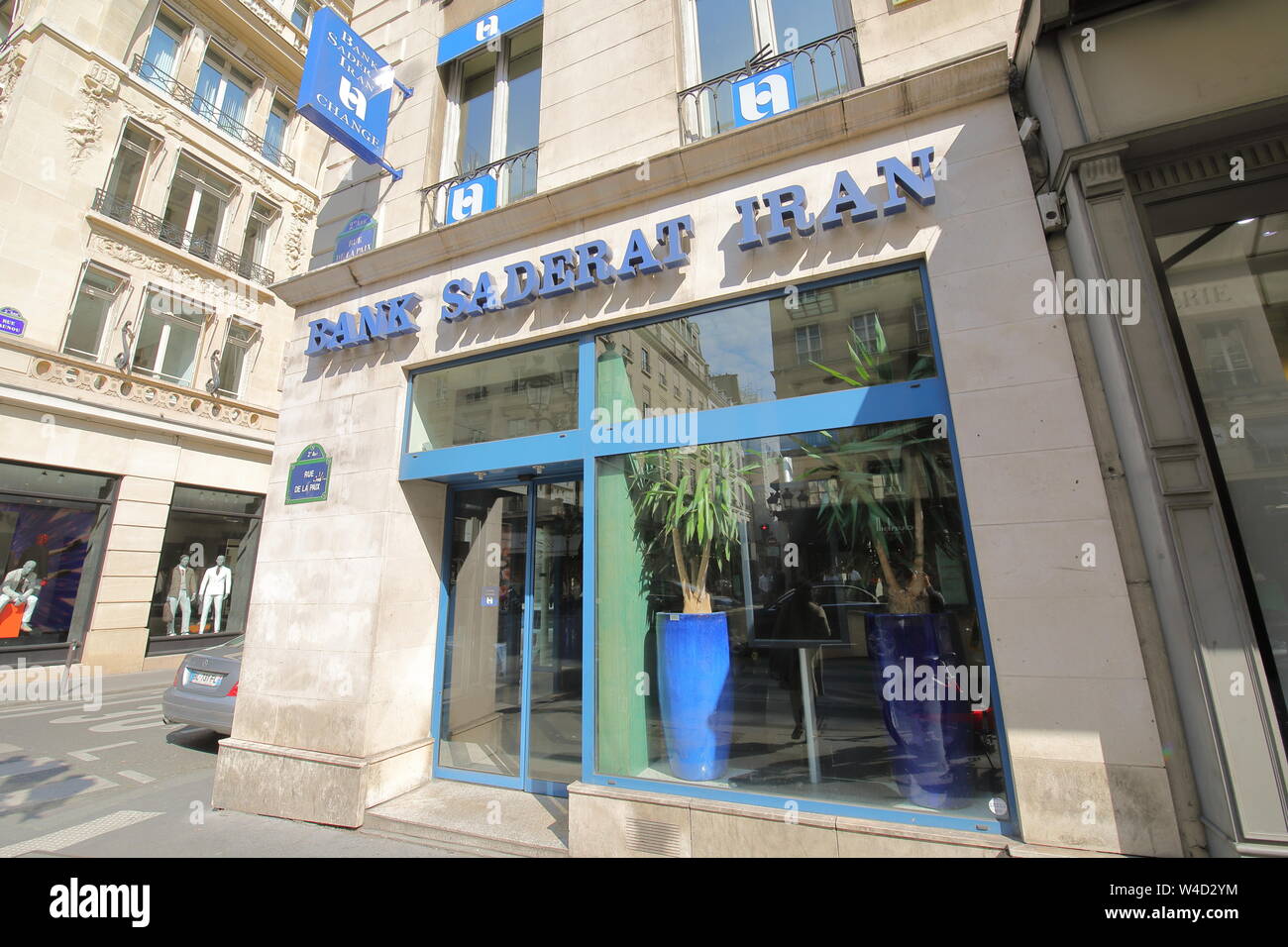 Bank Saderat Iran office in Paris France Stock Photo - Alamy