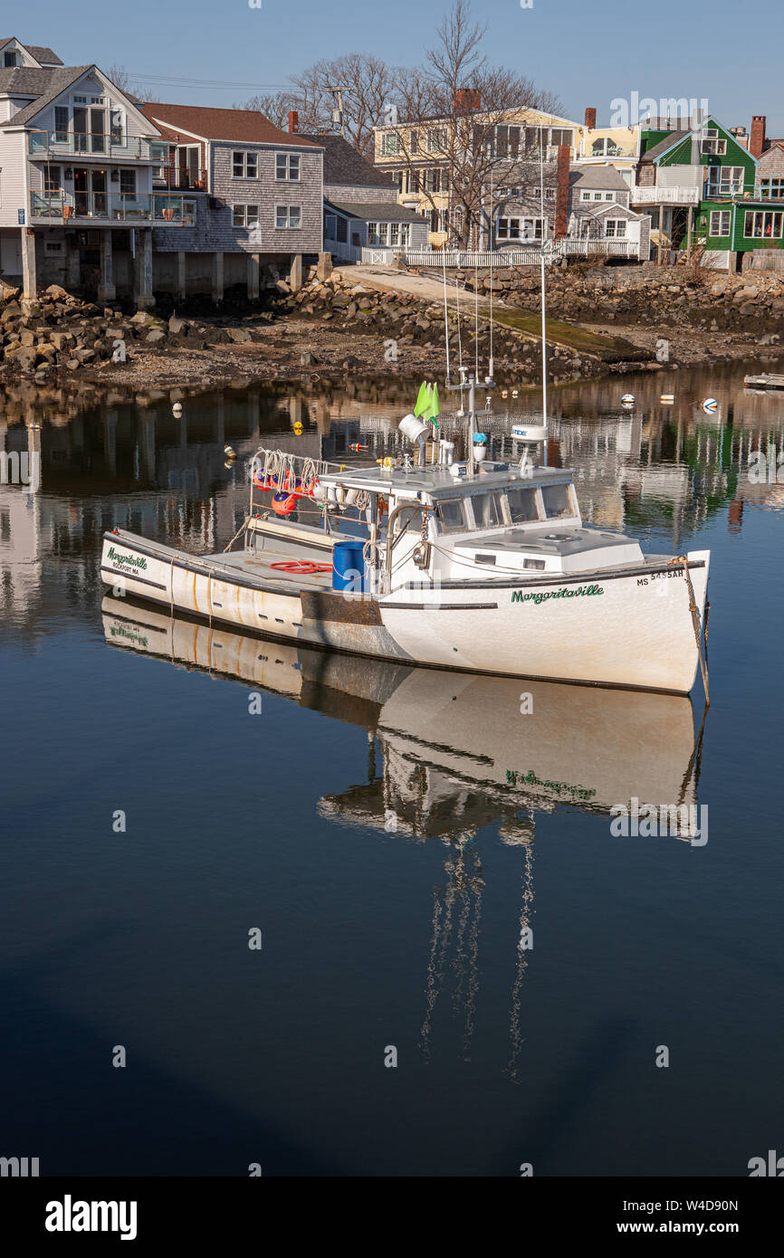 Boat in rockport harbor hires stock photography and images Alamy