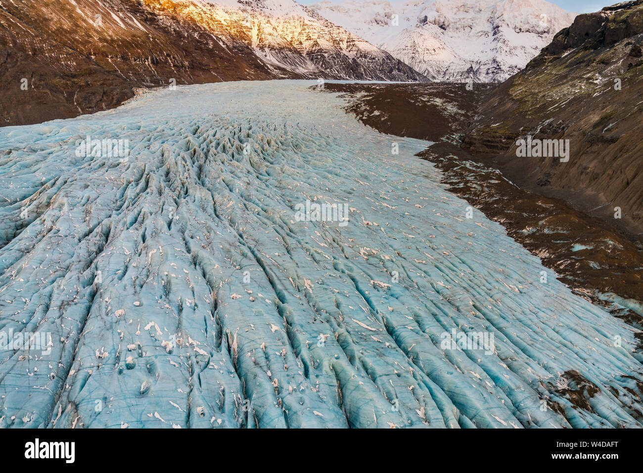 glacial-landscapes-vatnajokull-ice-cap-vatnajokull-national-park