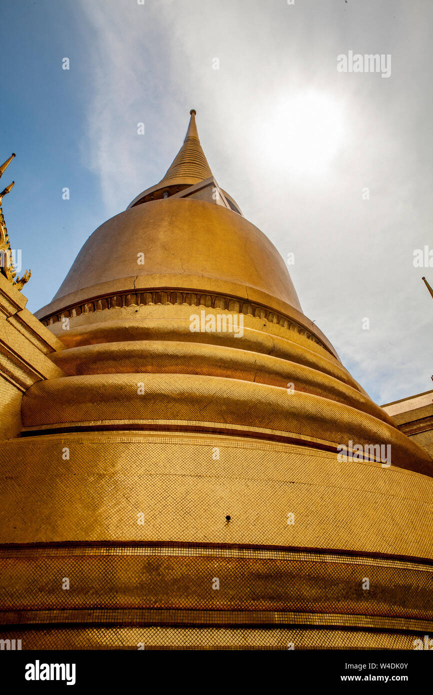 Golden domed reliquary, Phra Siratana Chedi, at the Grand Palace in Bangkok, Thailand. Stock Photo