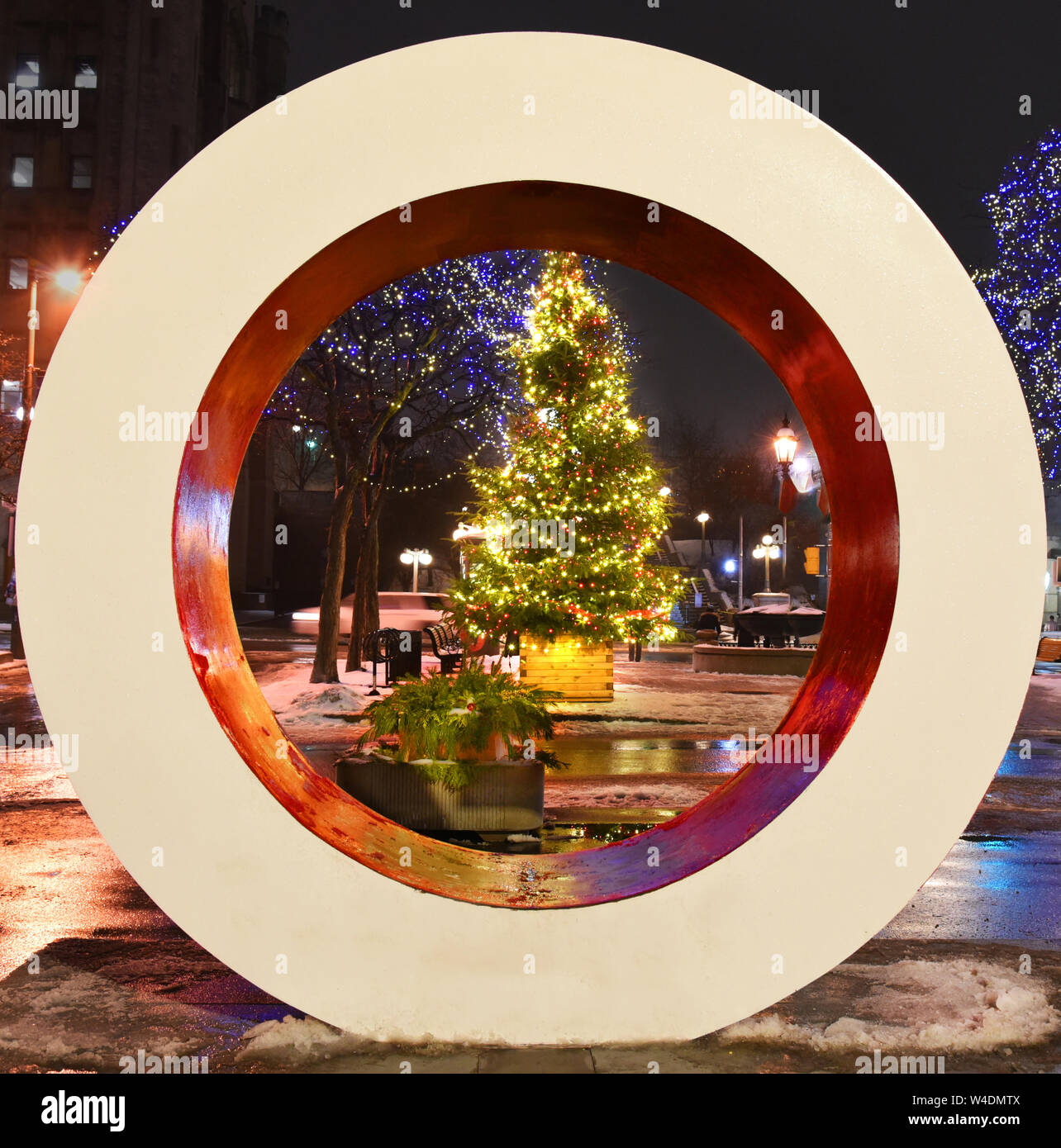 Ottawa christmas lights hires stock photography and images Alamy