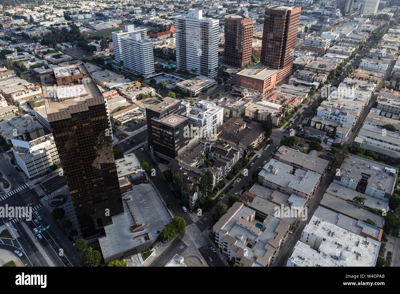 Wilshire blvd hires stock photography and images Alamy
