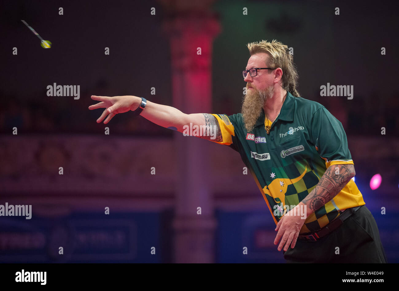 john-henderson-darts-2019-hi-res-stock-photography-and-images-alamy
