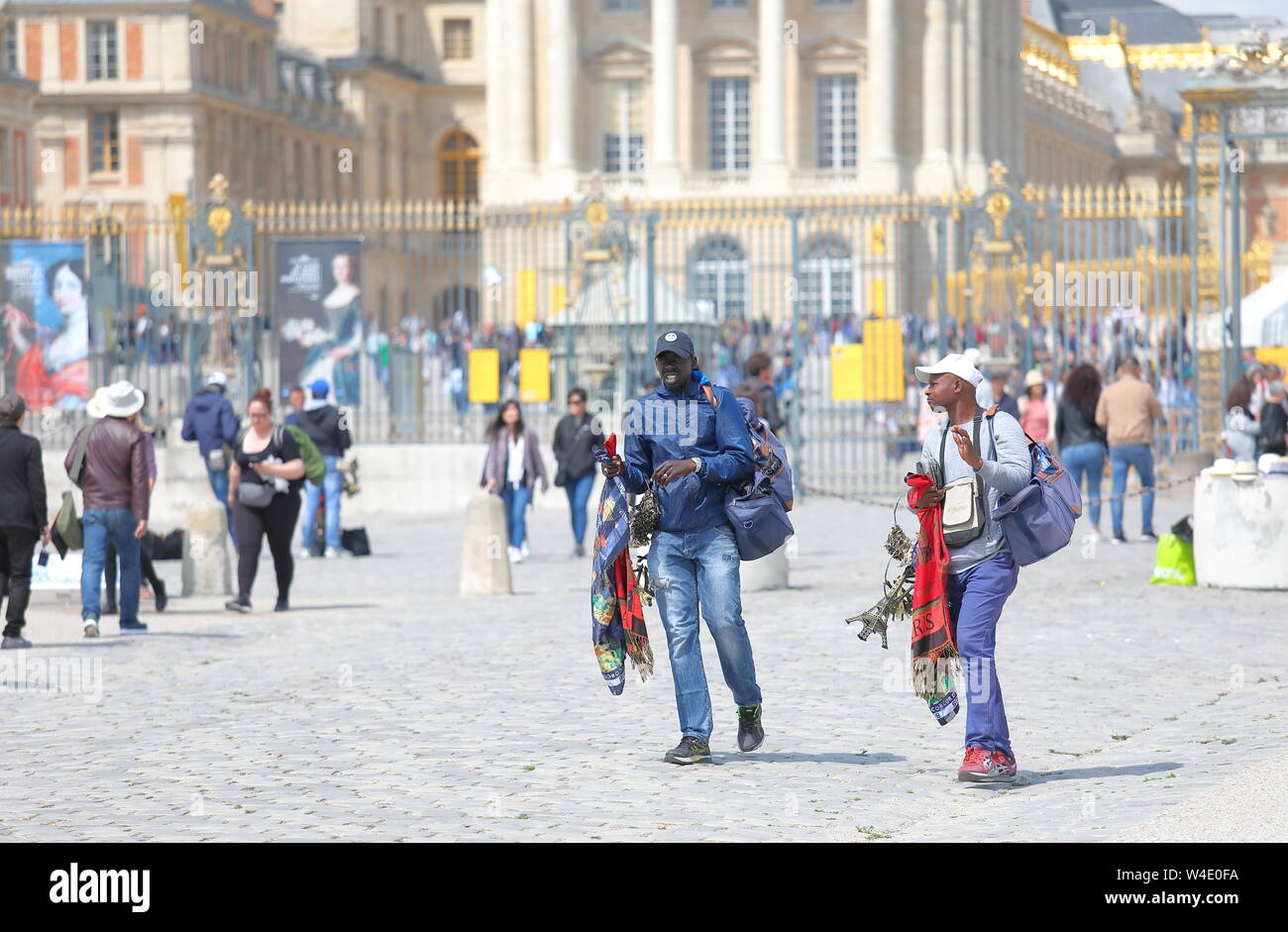 Street vender sells souvenirs at Versailles palace Paris France Stock ...