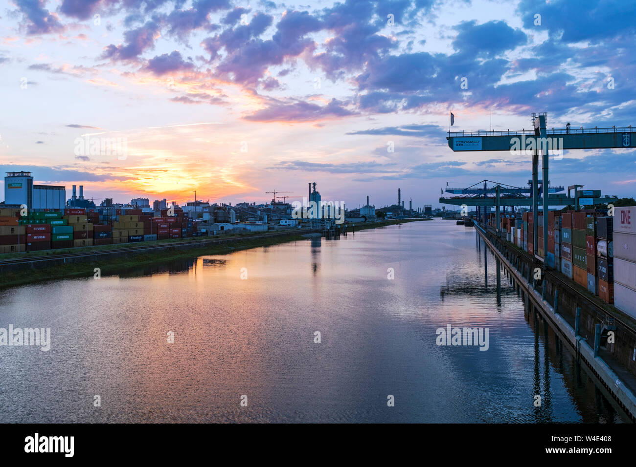 Rhein-Neckar-Hafen Mannheim (Mannheim Harbour) with Rhine river and BASF on the left Stock Photo