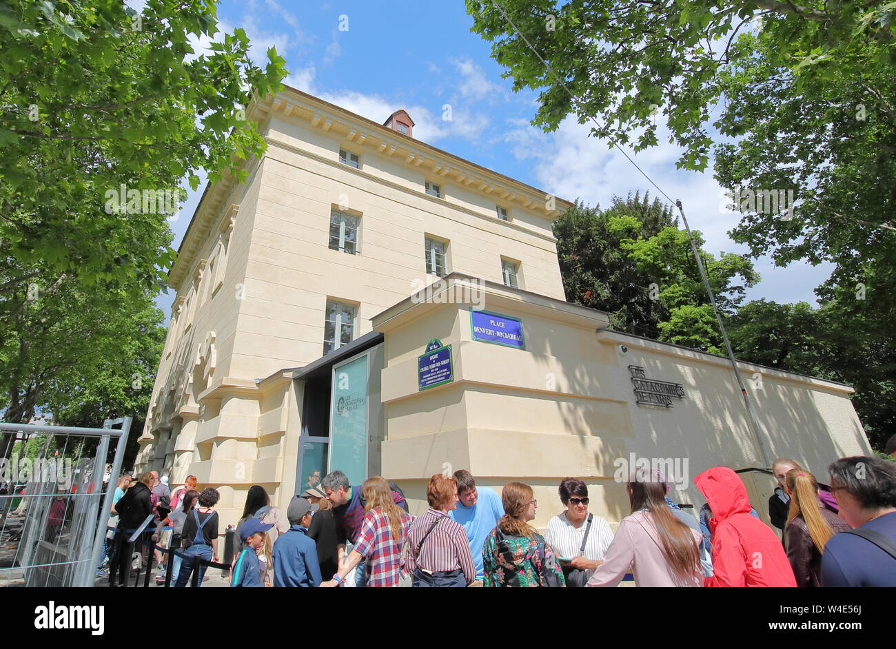 People queue to enter Paris France Stock Photo Alamy