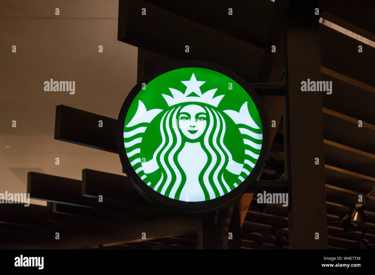 tampa-bay-florida-july-12-2019-starbucks-logo-at-tampa-international