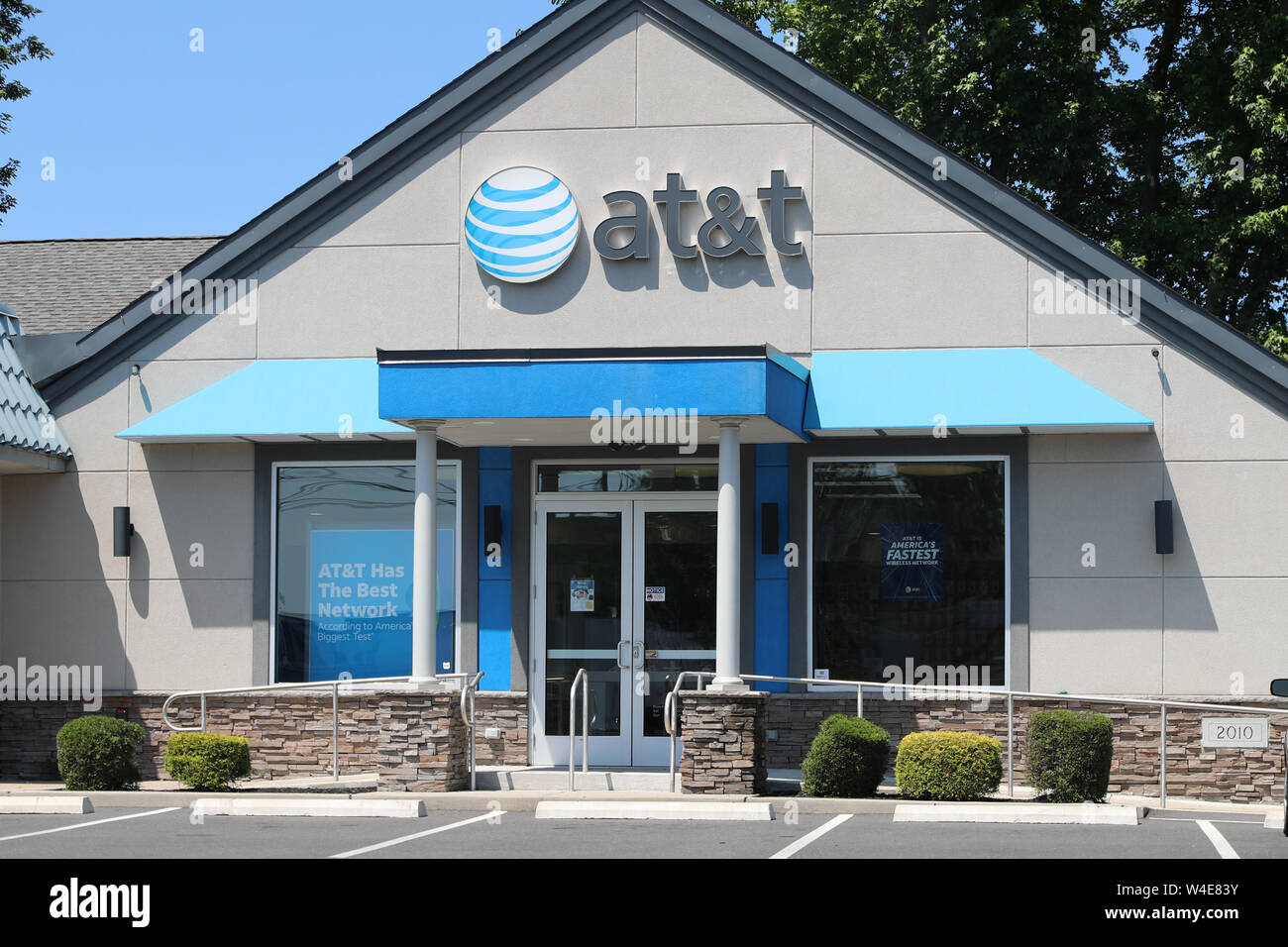 Princeton New Jersey - June 23, 2019:  AT&T Retail cell phone and mobility store. AT&T wrapped up its merger with WarnerMedia and now controls HBO an Stock Photo