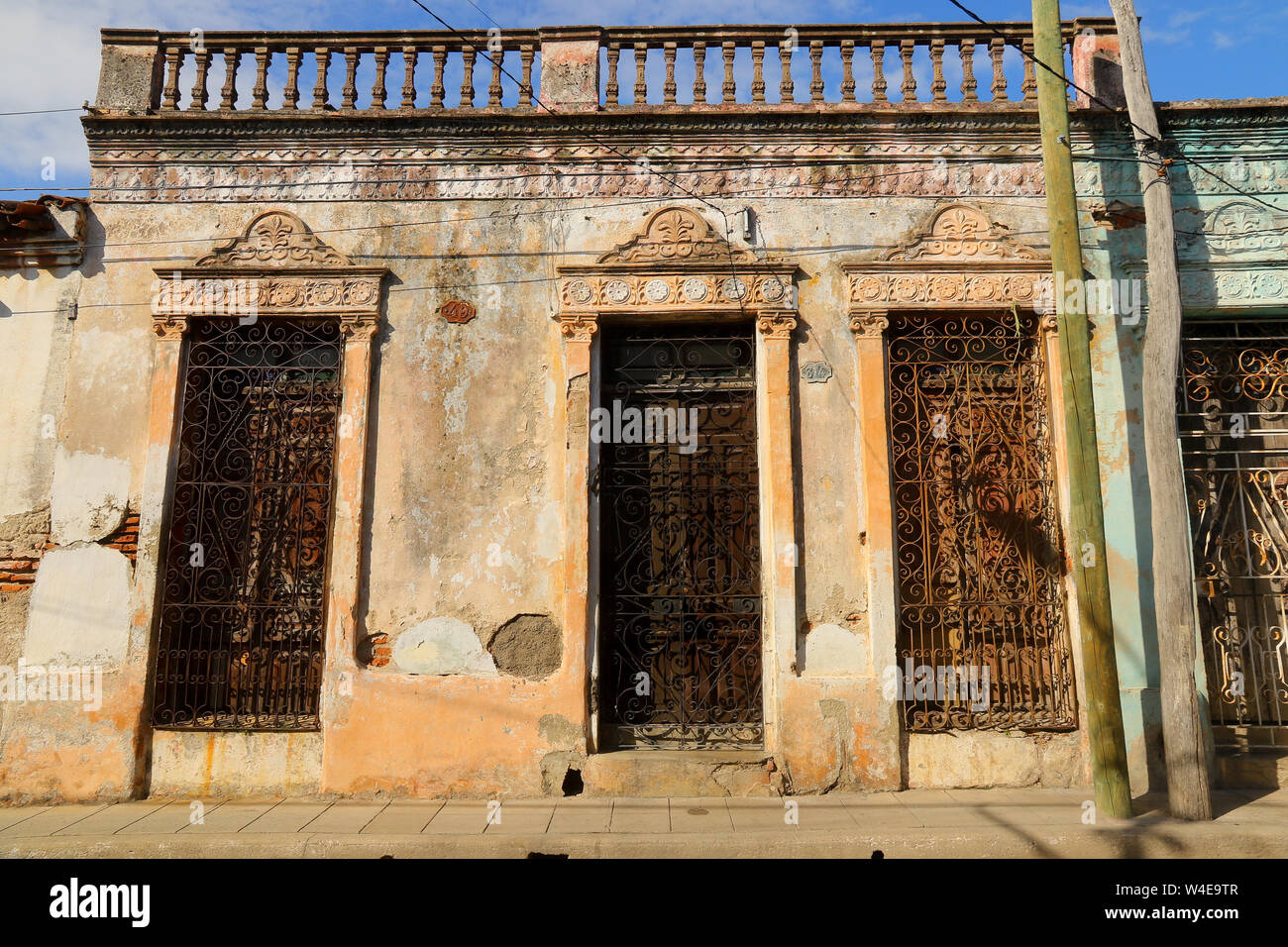 Colonial house camaguey hi-res stock photography and images - Alamy